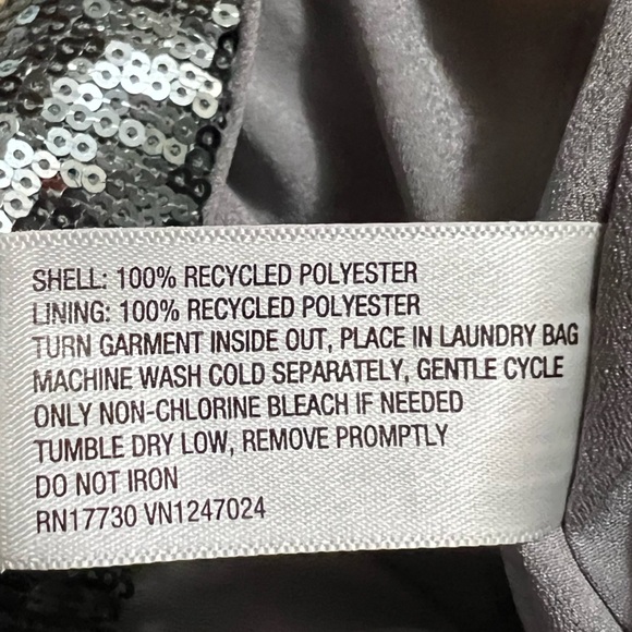 A NEW DAY SEQUIN DRESS PANTS WITH SIDE ZIPPER SIZE 6. NWT - Picture 9 of 11